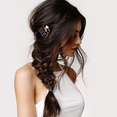 Coiffure avec robe sirène